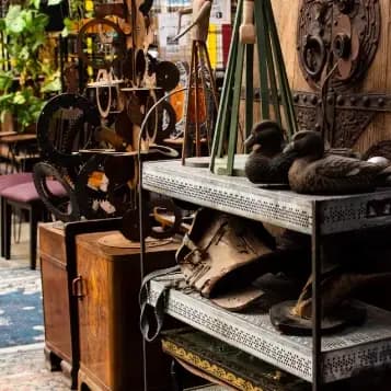 L’univers des Antiquaires & des Brocanteurs