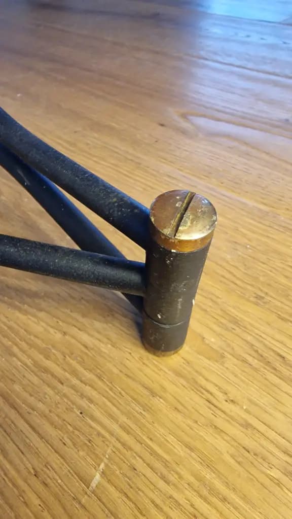 Thumbnail for Bras applique René Mathieu Lunel