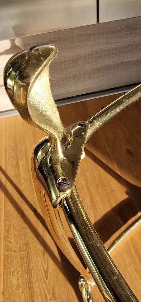 Thumbnail for table appoint laiton