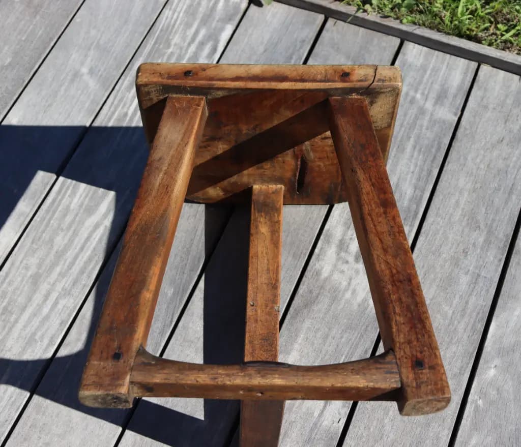 Thumbnail for Tabouret de traite ou de métier