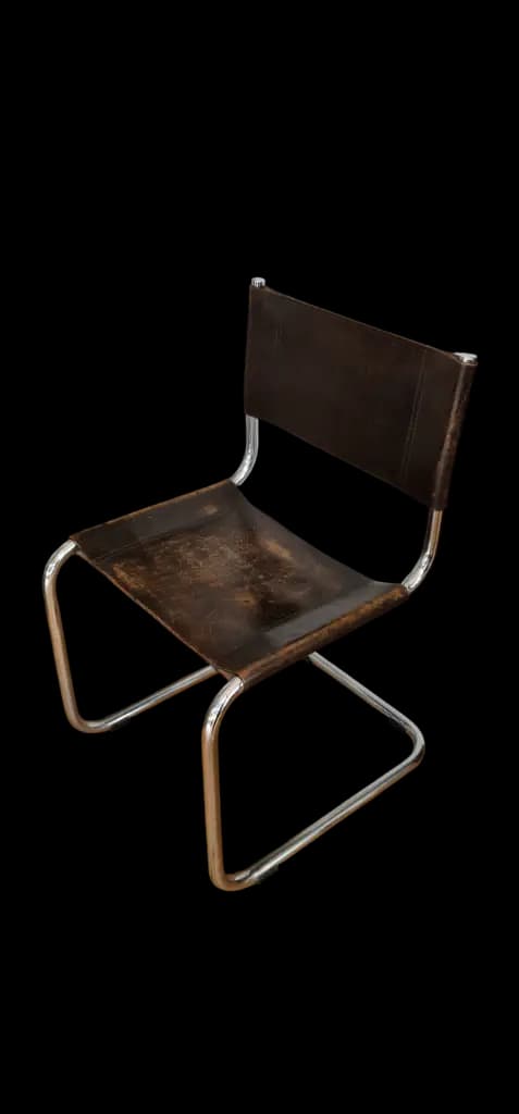 Six chaises Bauhaus, Fasem