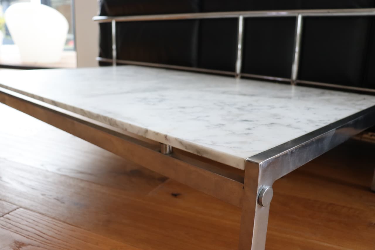 Thumbnail for Table basse pour Orly années 60