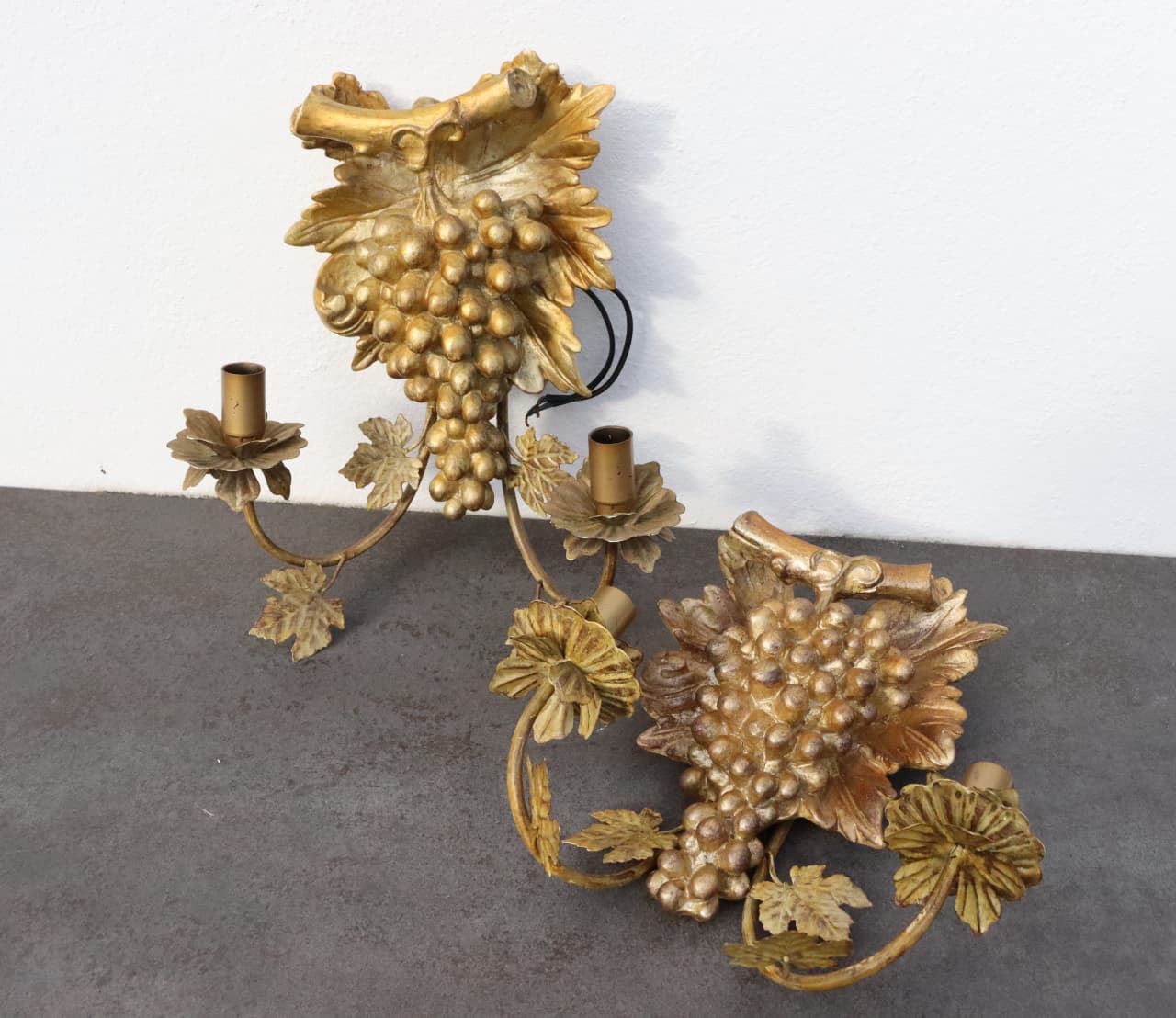 Thumbnail for Applique grappe de raisin doré deux feux