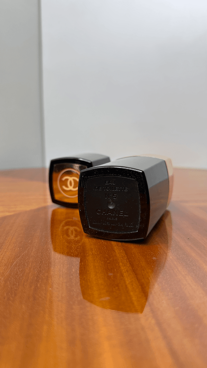 Thumbnail for Flacon vaporisateur de parfum Chanel