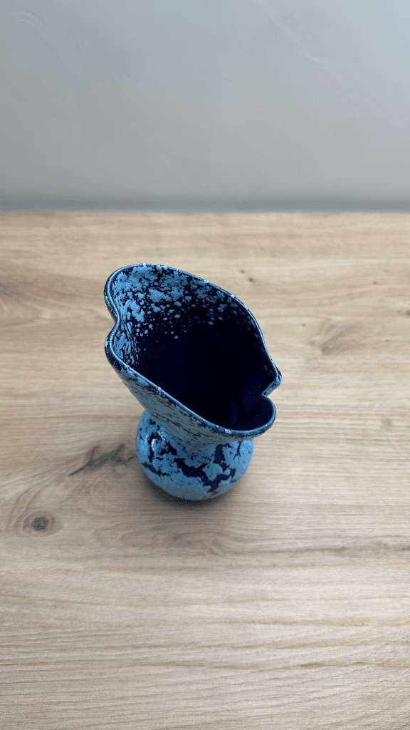 Thumbnail for Vase décoratif en céramique émaillée