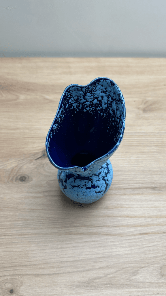 Thumbnail for Vase décoratif en céramique émaillée