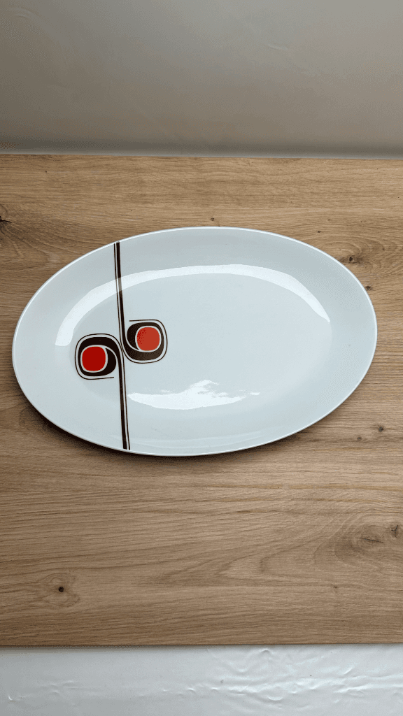 Thumbnail for Grand plat ovale en porcelaine