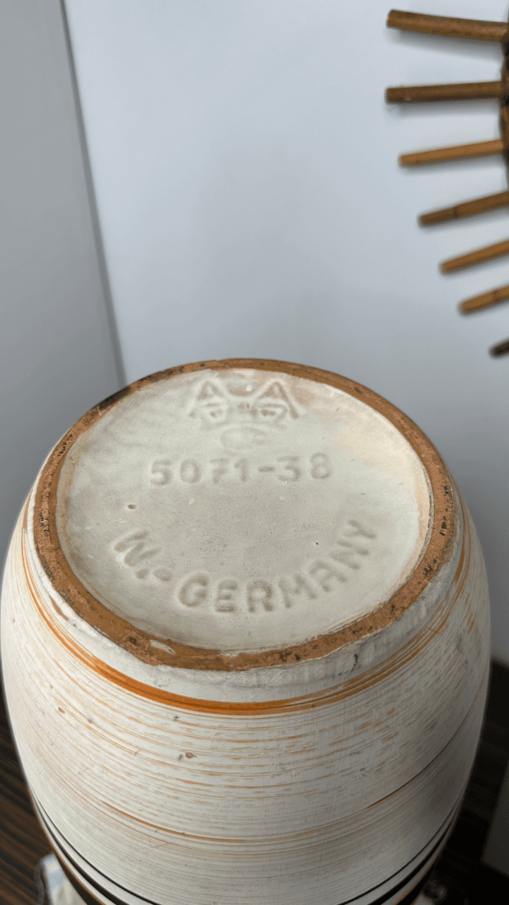 Thumbnail for Vase en céramique