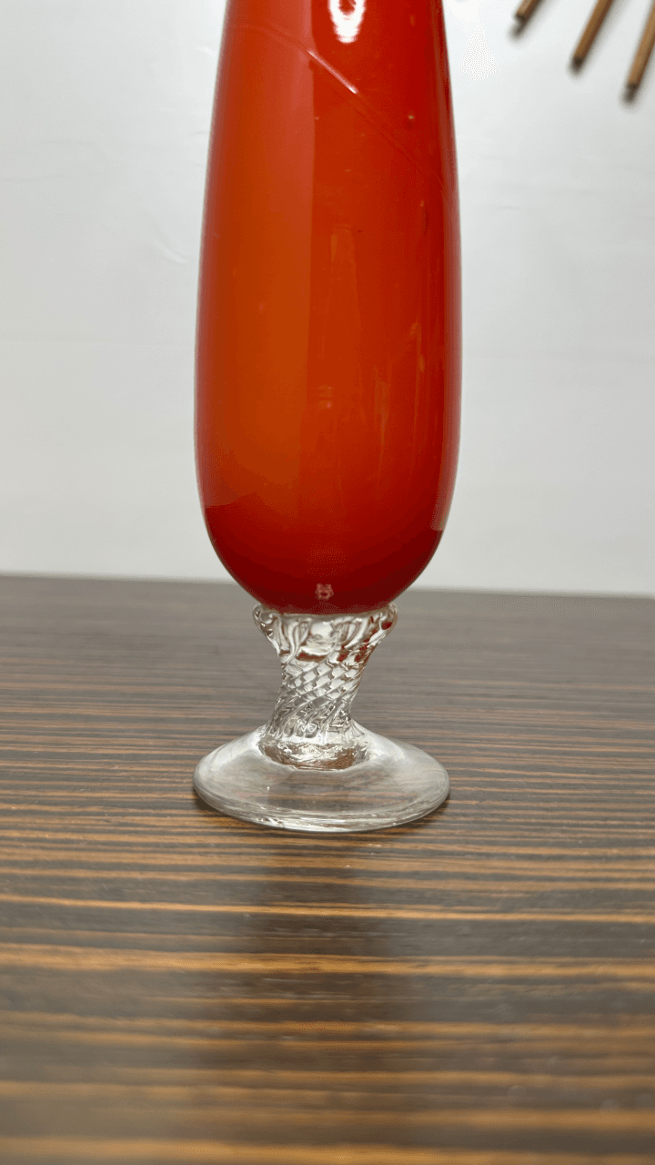 Thumbnail for Vase en verre soufflé