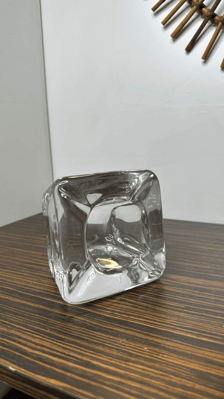 Thumbnail for Cendrier en cristal