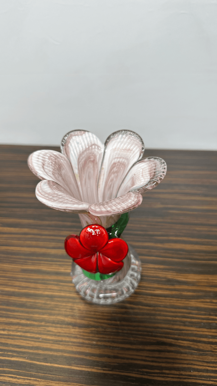 Thumbnail for Vase en verre soufflé