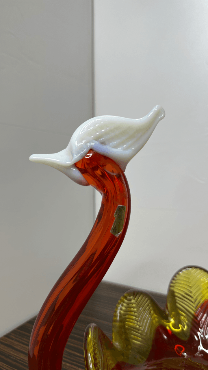 Thumbnail for Cygne en verre