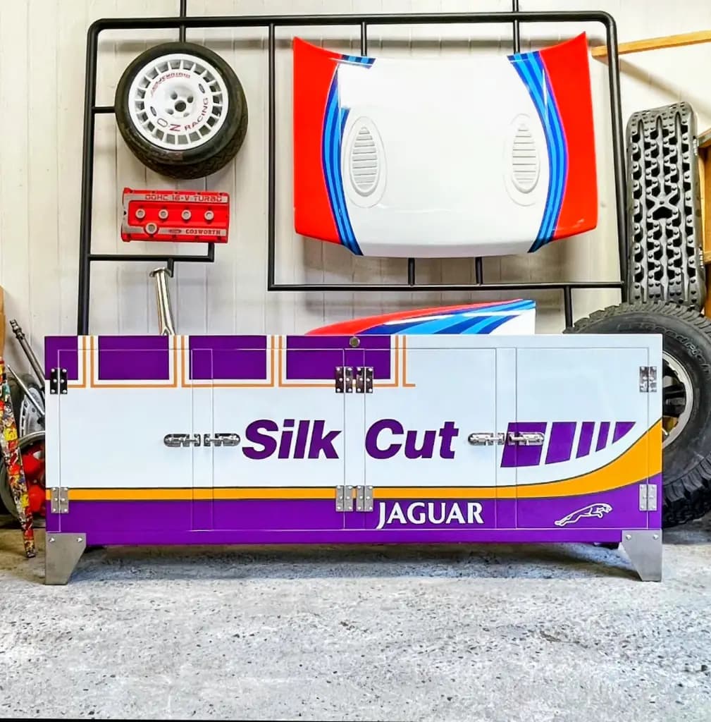 Thumbnail for Meuble 4 portes Silk Cut Jaguar