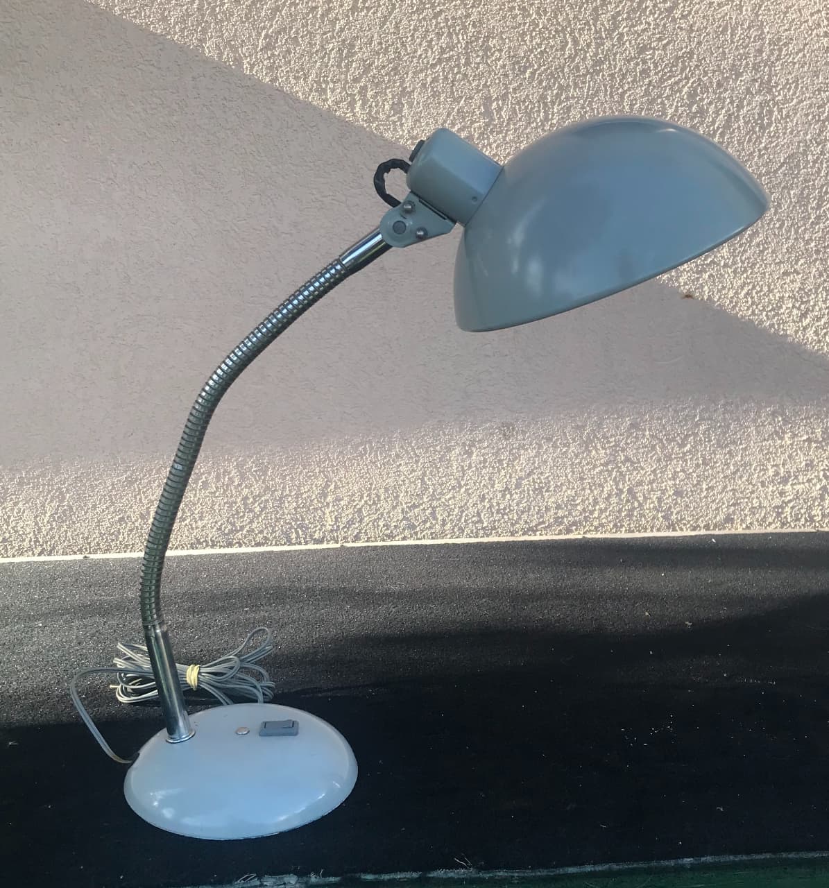 Thumbnail for Lampe de bureau vintage industrielle