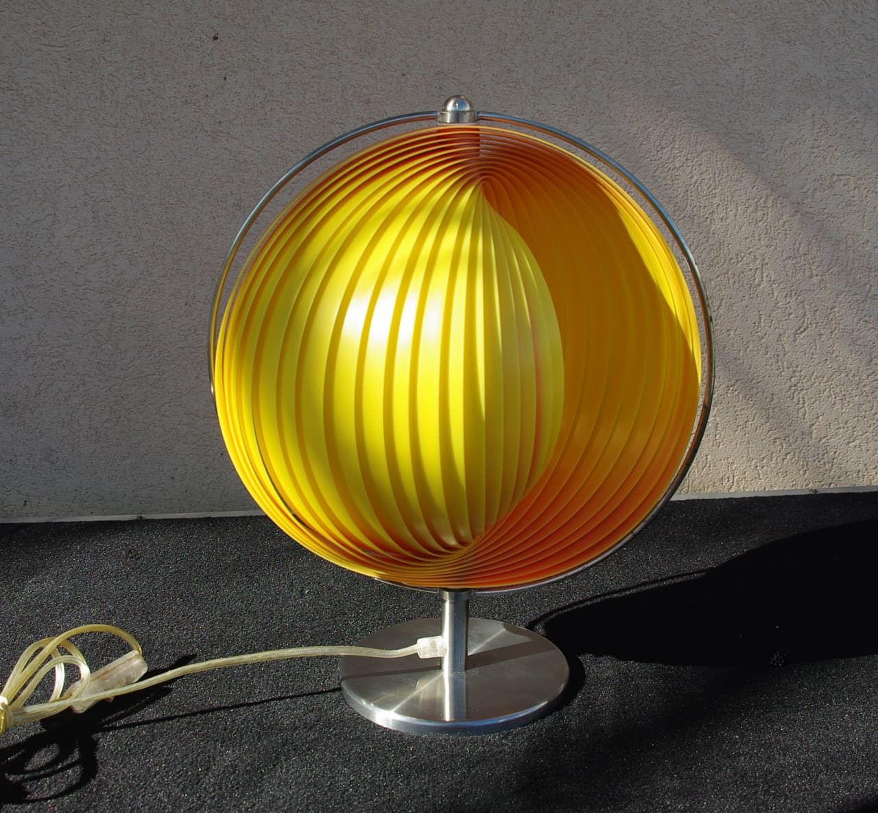 Thumbnail for Lampe Moon vintage