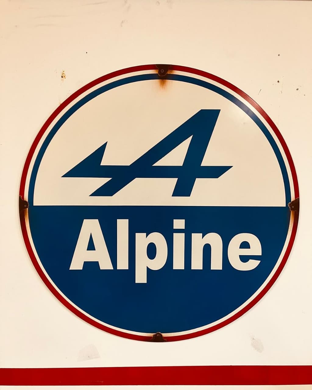 Thumbnail for enseigne Alpine