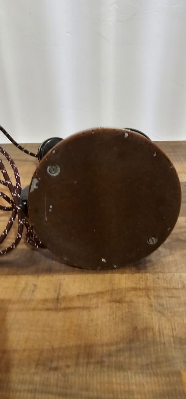 Thumbnail for Téléphone