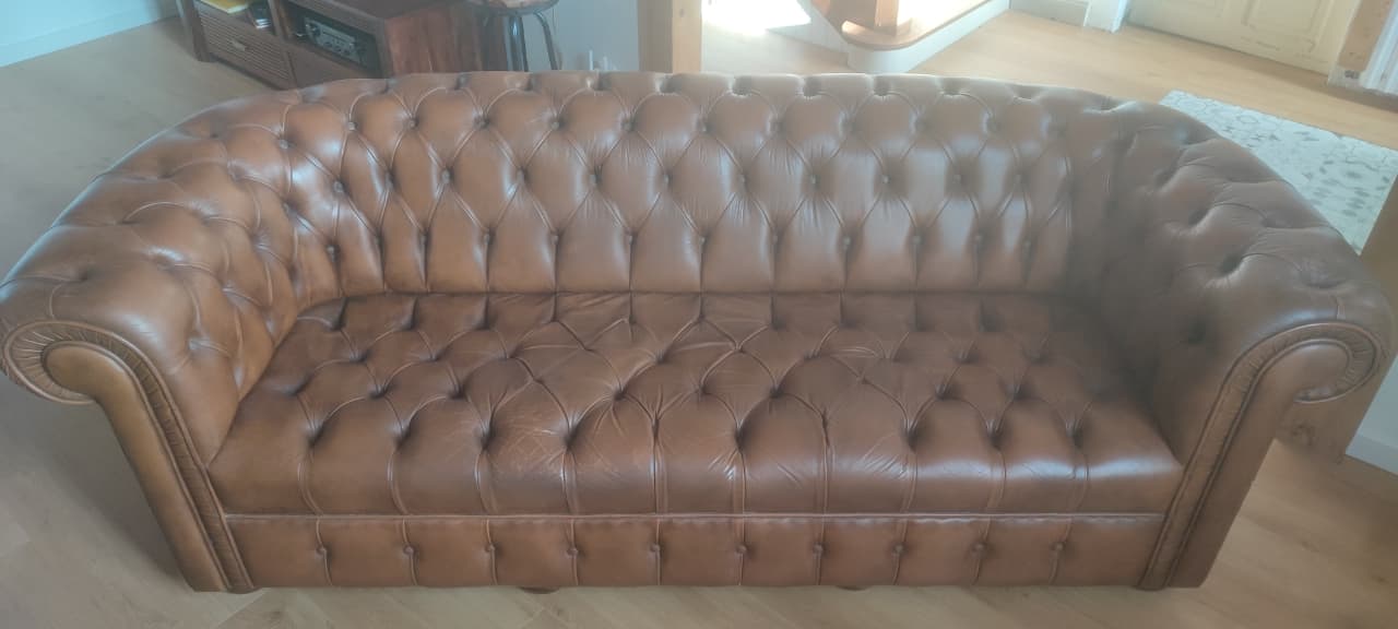 Thumbnail for Canapé Chesterfield